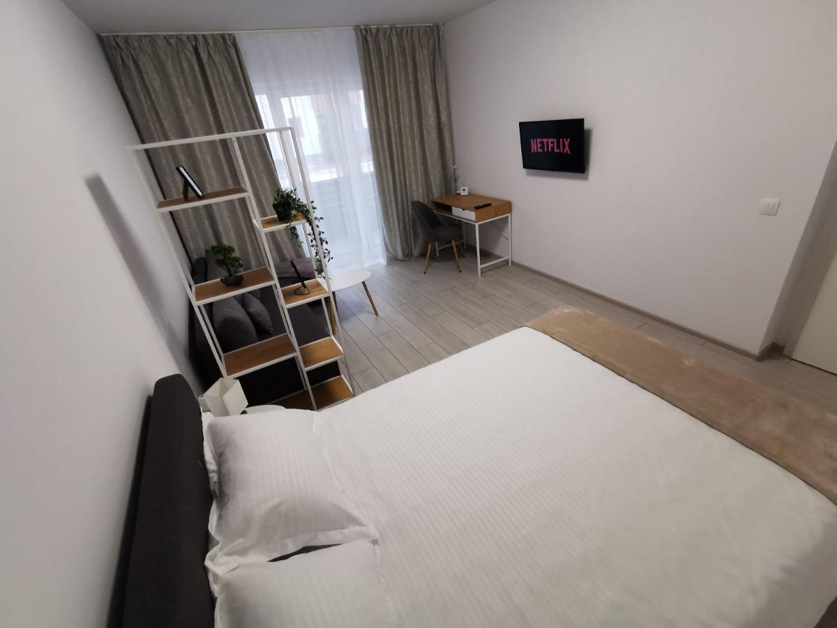 Kronbed Apartments Brasov Luaran gambar