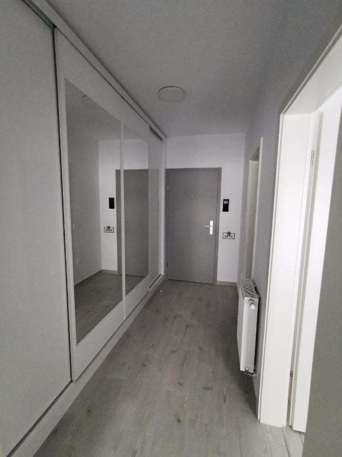 Kronbed Apartments Brasov Luaran gambar