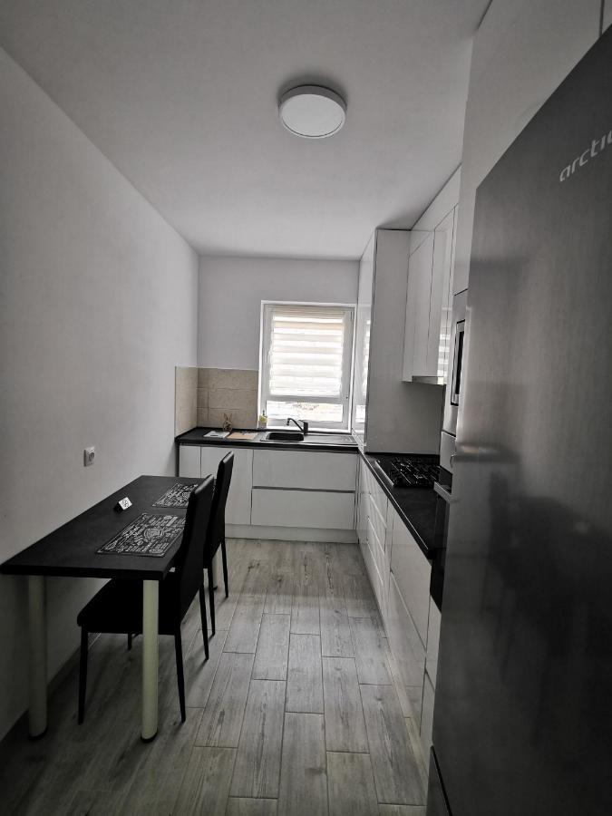 Kronbed Apartments Brasov Luaran gambar