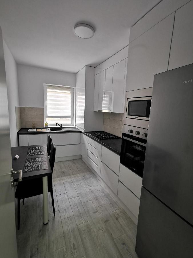 Kronbed Apartments Brasov Luaran gambar